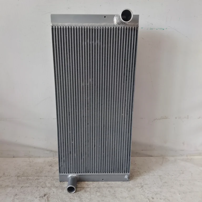 Volvo 220E Radiator