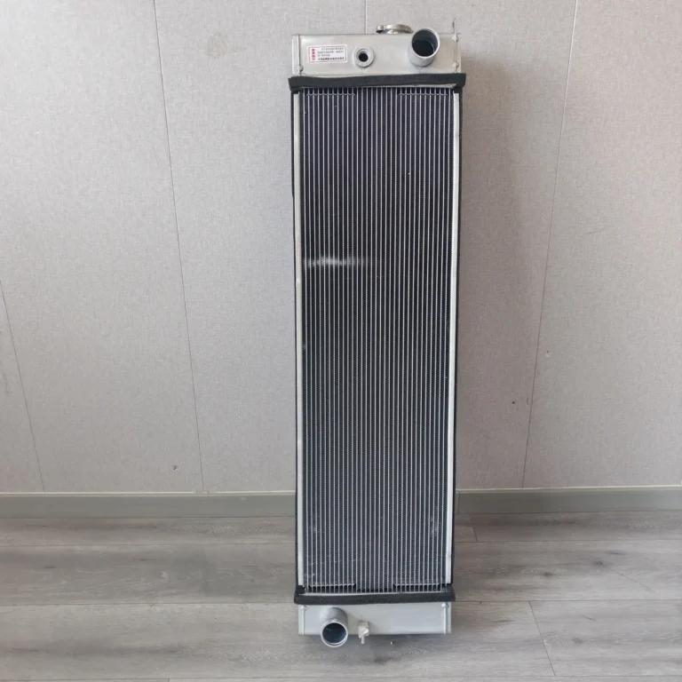Kobelco 250-8 Radiator