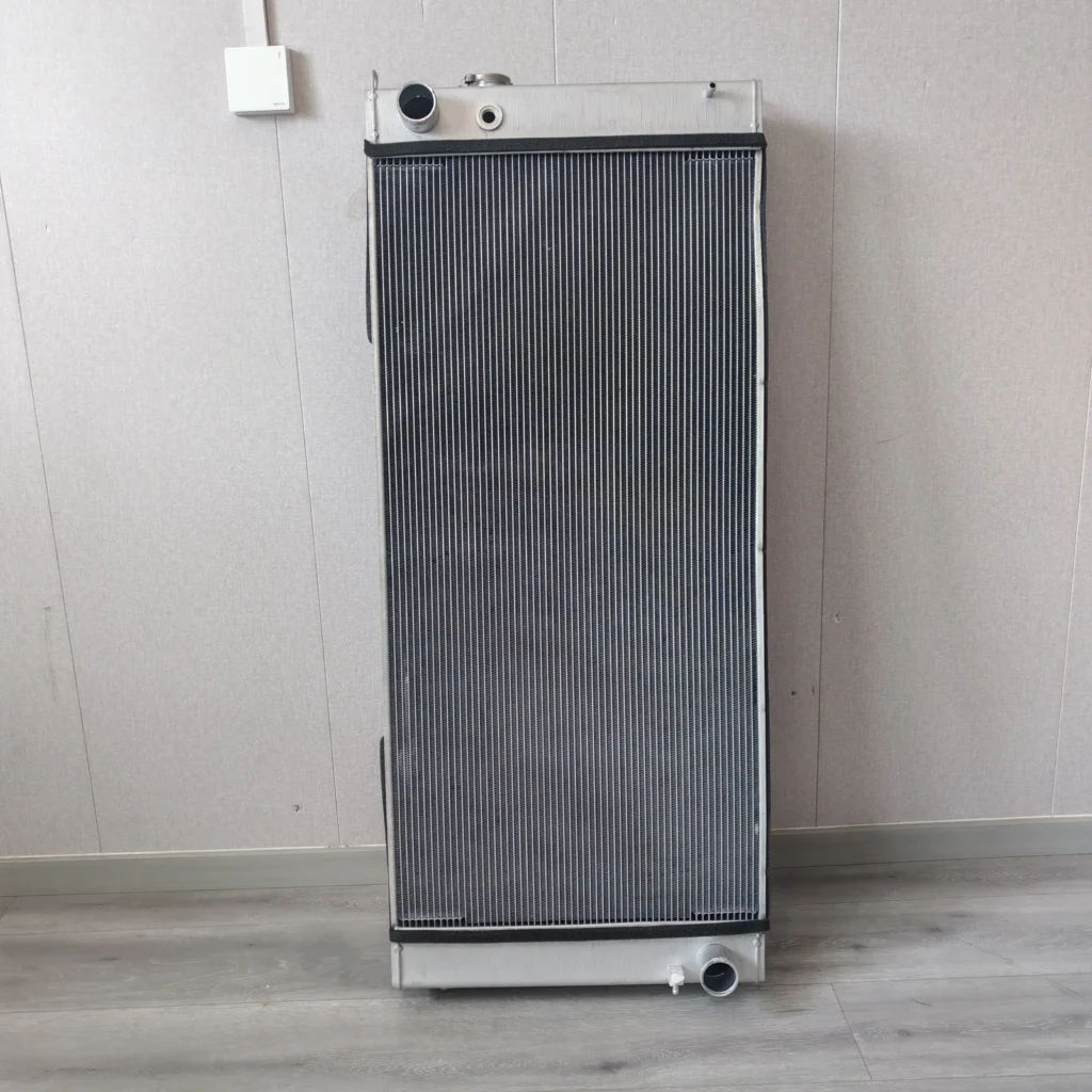 Kobelco 460-8 Radiator