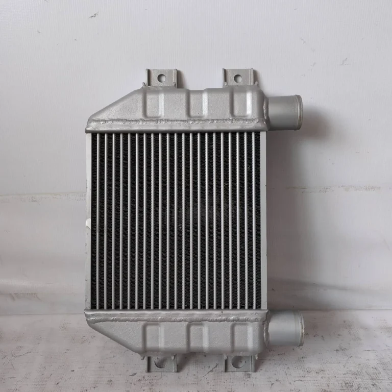 Caterpillar 307C Radiator
