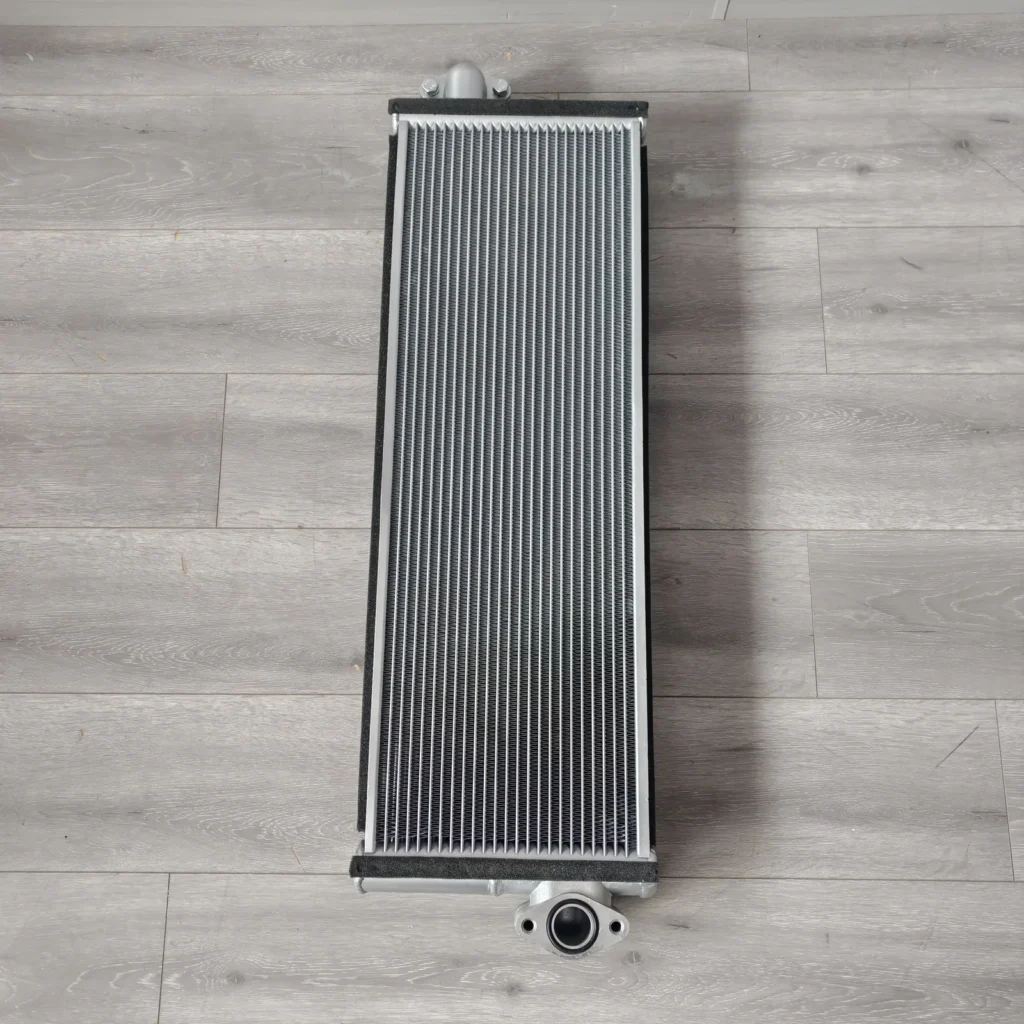 Kobelco SK140-8 Radiator