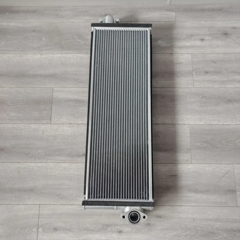 Kobelco SK140-8 Radiator