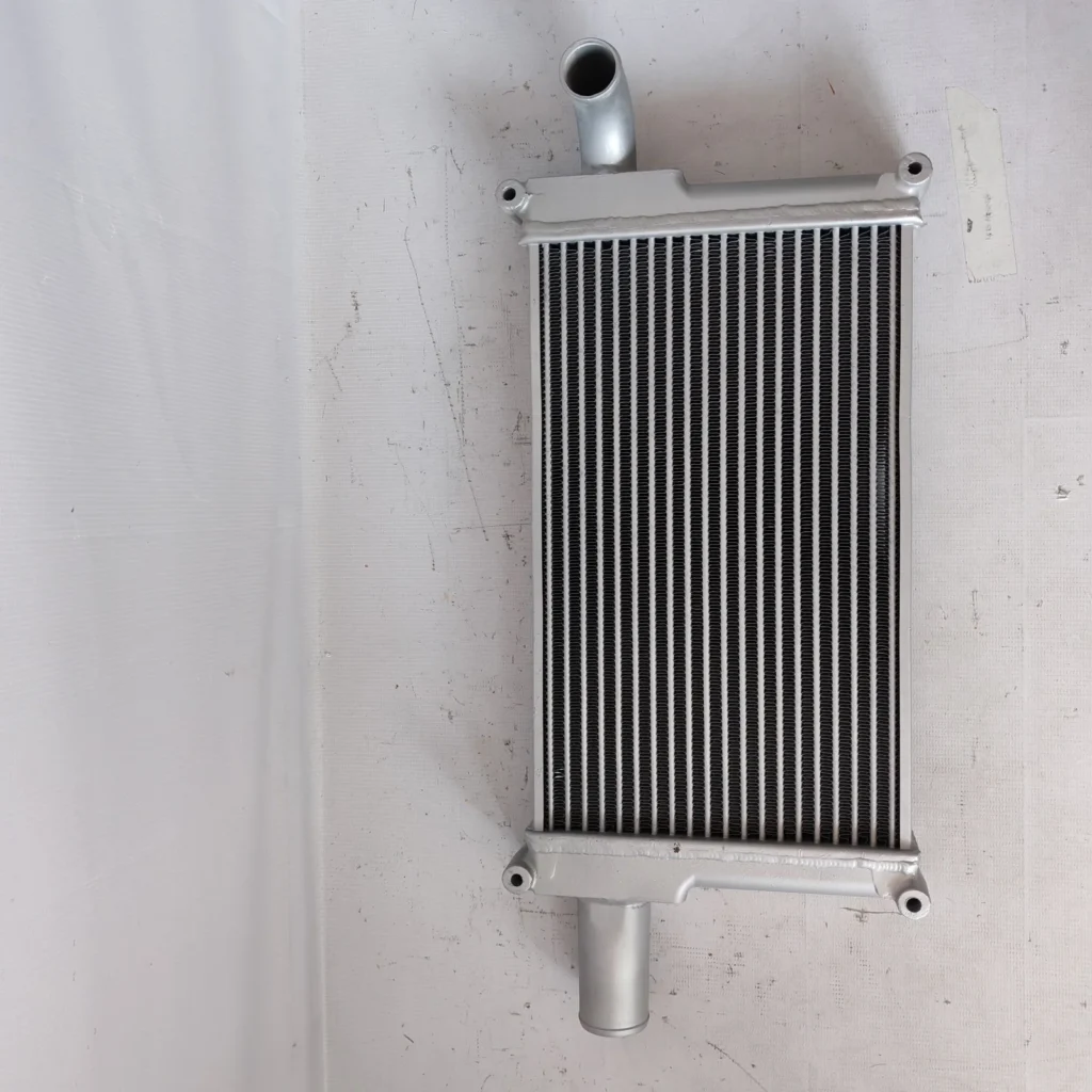Kobelco SK200-6 Radiator