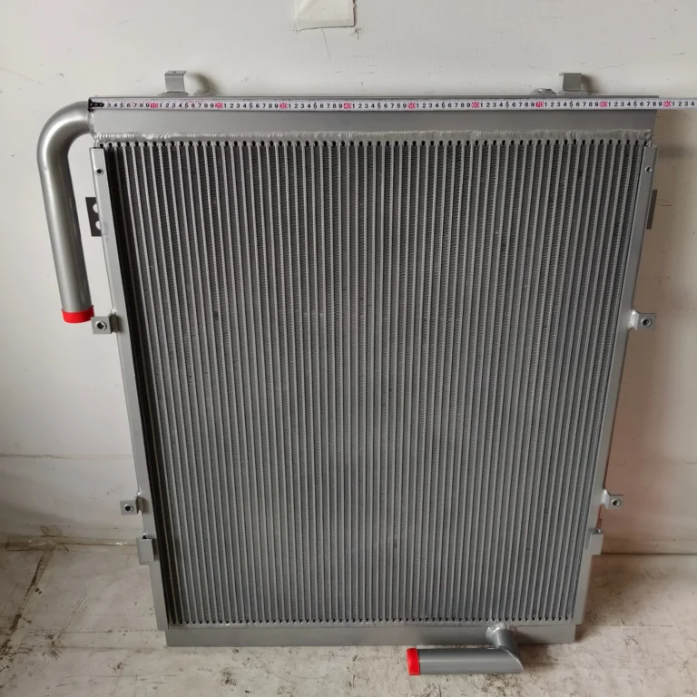 Kobelco SK300-3 Radiator