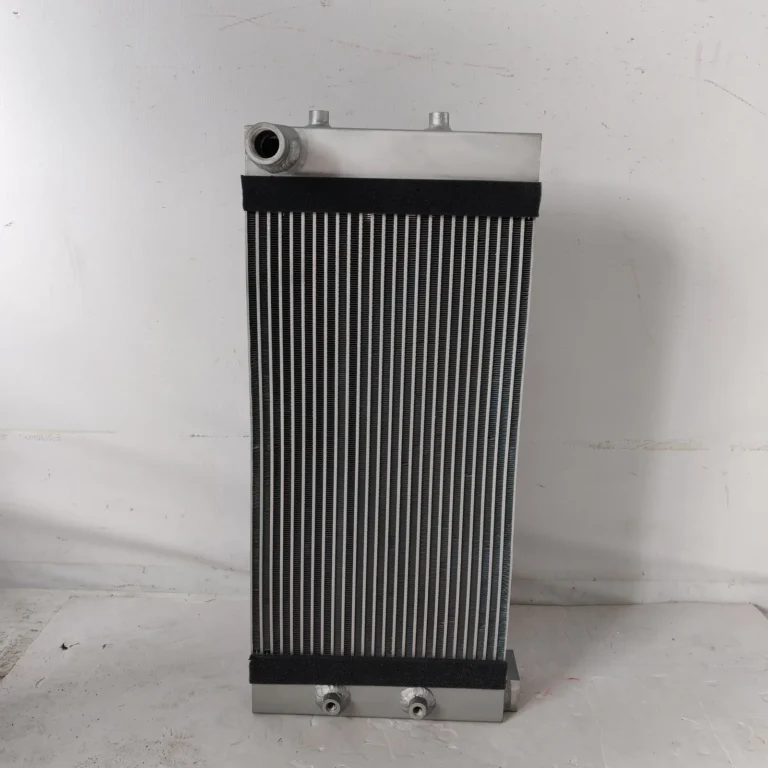 Lovol 80 Radiator – 785 × 350 × 140 mm