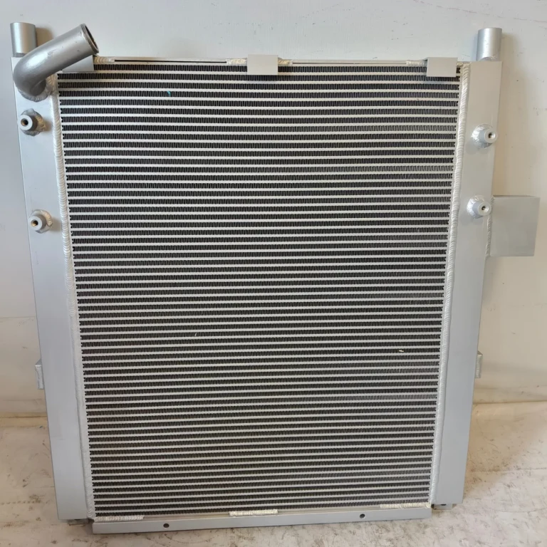 Sumitomo 200A1 Radiator – 900 × 830 × 50 mm