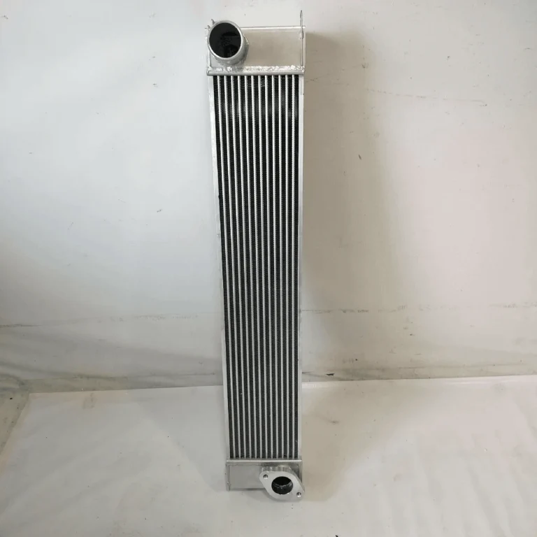Komatsu PC200-8MO Intercooler