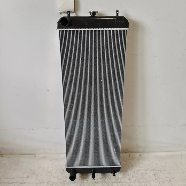 Hitachi ZAX240-5A/250-5A Radiator