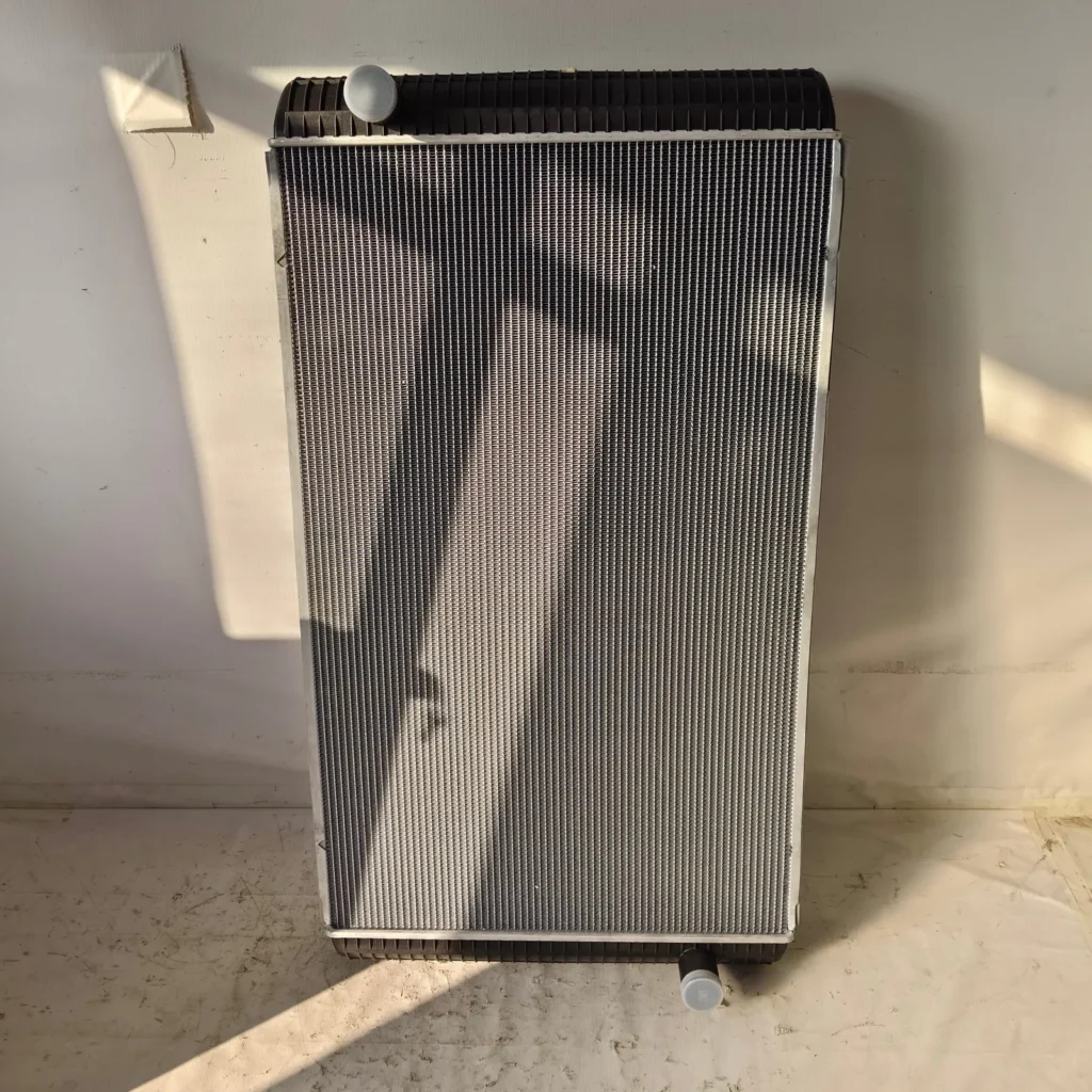 Volvo EC700 Radiator