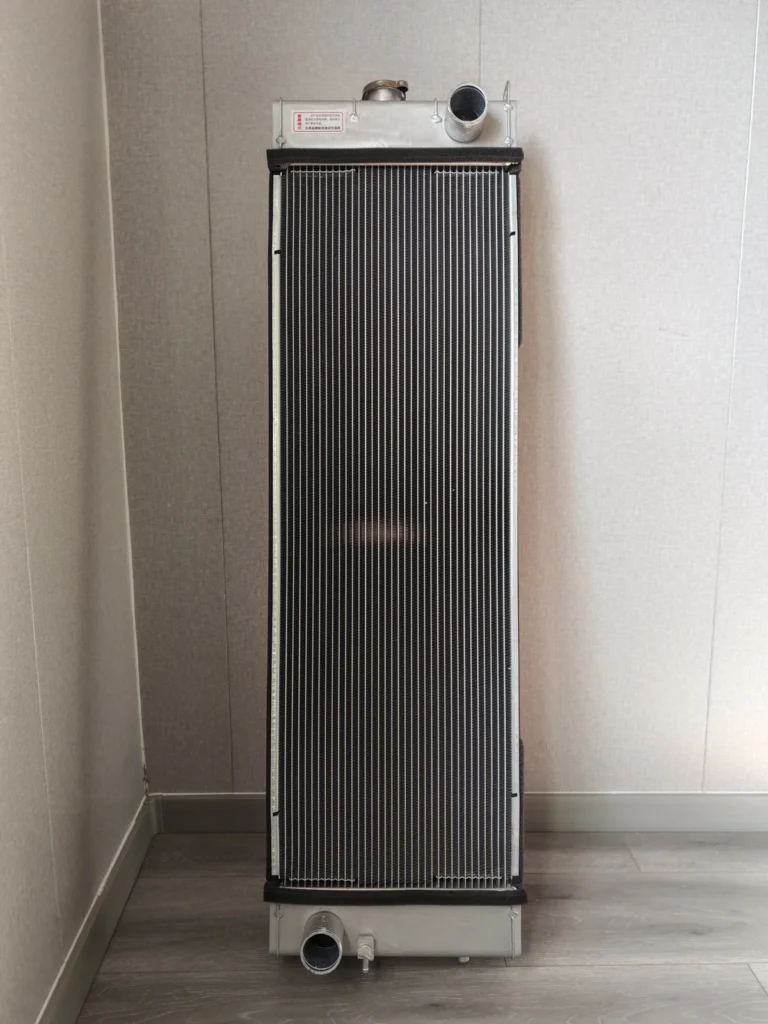 Komatsu PC200-8 Radiator