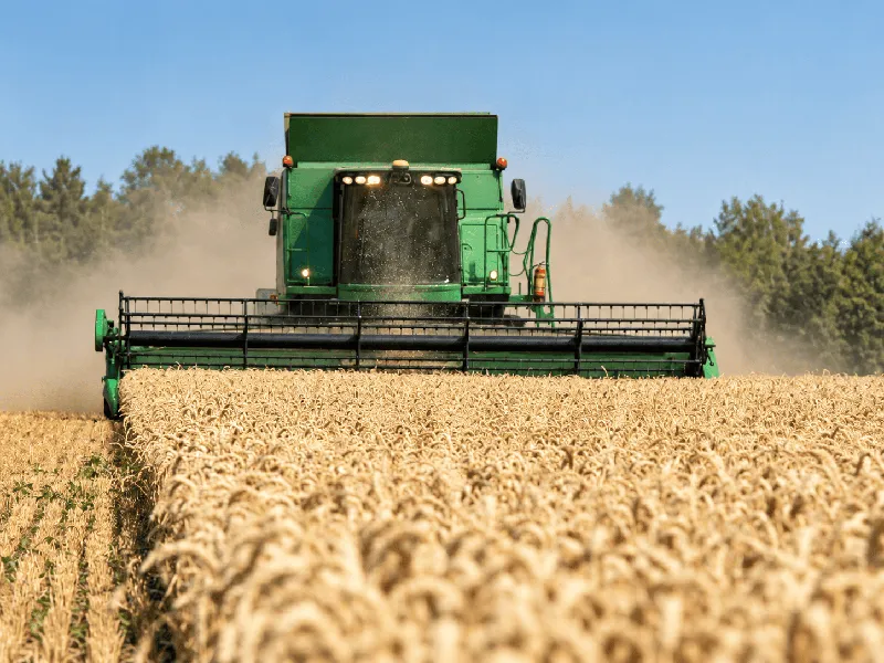 Agricultural machinery combine harvester