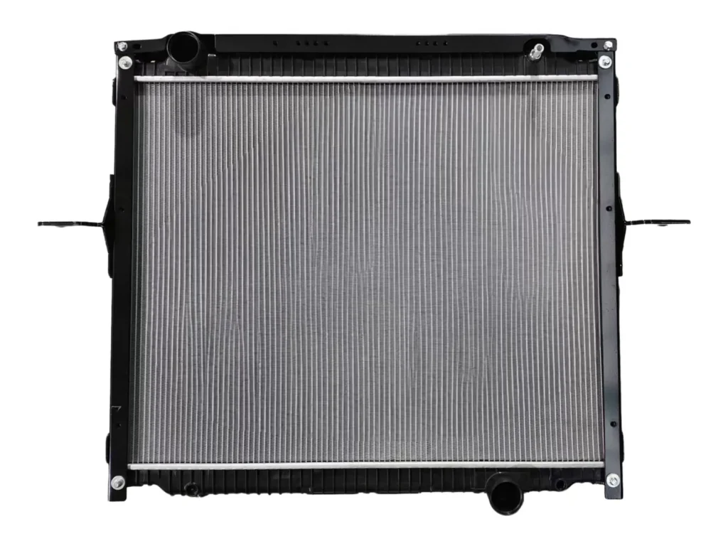 SINOTRUK radiator, OEM reference YZ95255300310 2