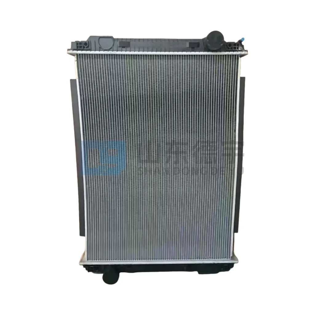 Freightliner radiator, OEM reference BHTC1673